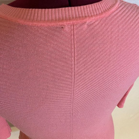 Le Chateau Pink Ribbed Women's Top - Picture 6 of 7